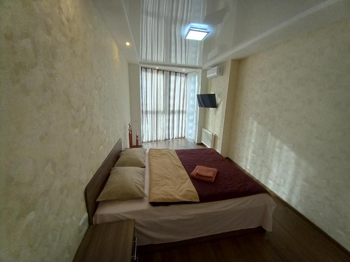 Smart Apartments Drahomanova 2А Kyjev Exteriér fotografie